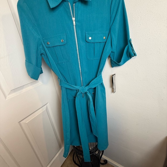 Teal Zip-Front Dress - Picture 3 of 15